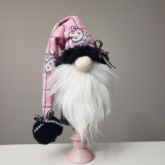 Hello kitty gnome with ceramic display base - Picture 8 of 14
